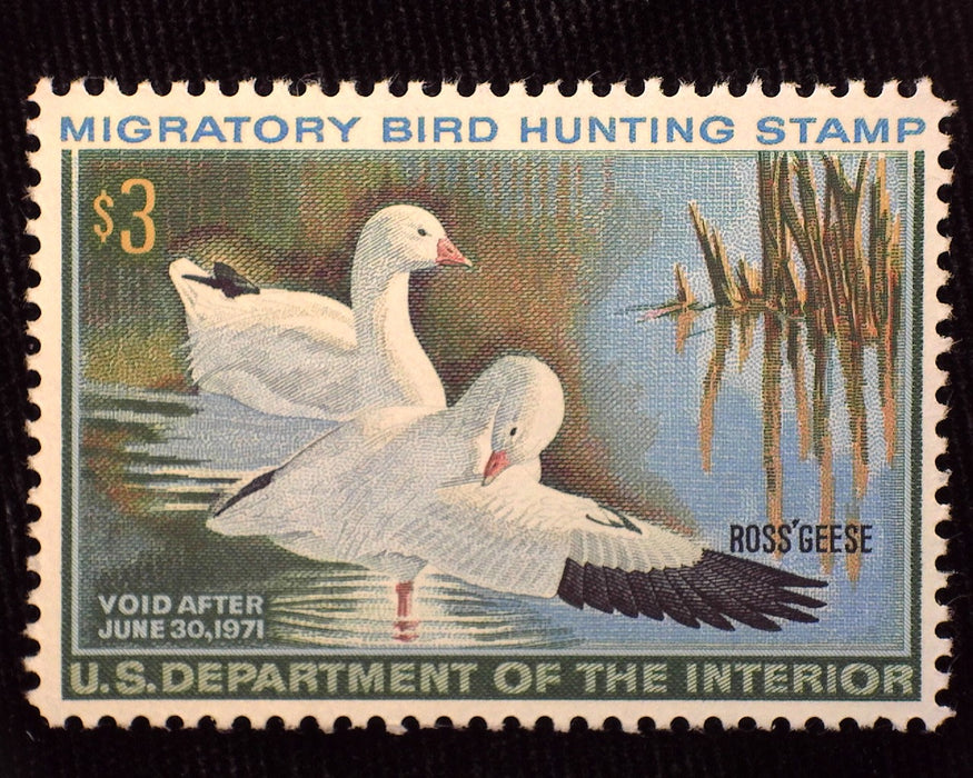 #RW27 3 Dollar Hunting Permit Mint VF/XF NH US Stamp