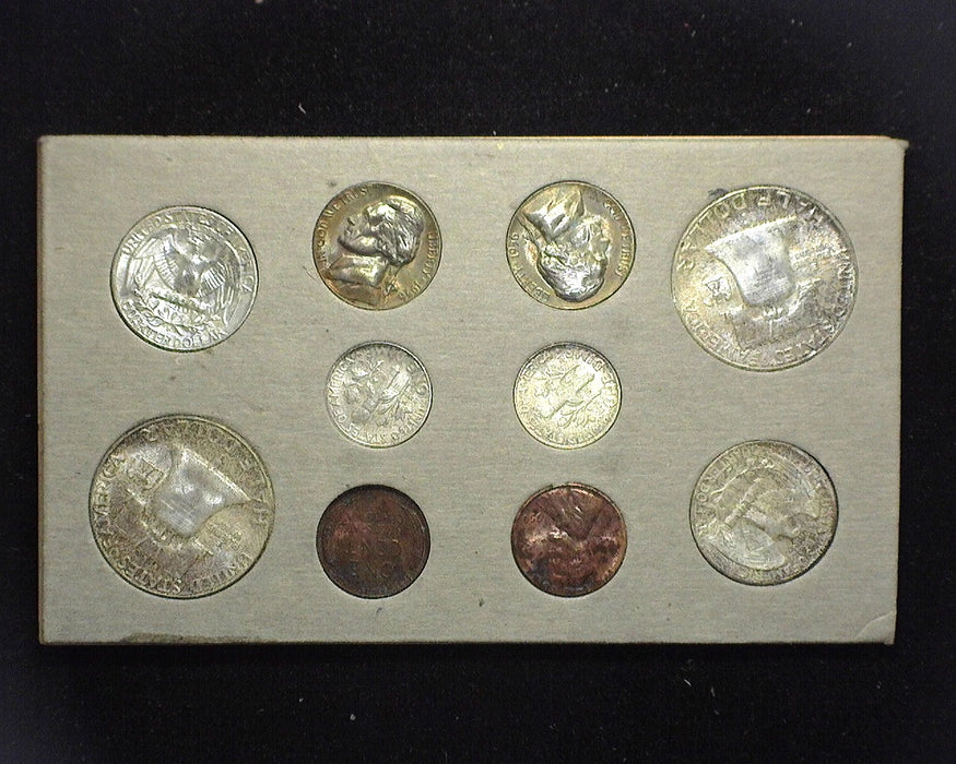 1956 Mint set 18 Coins in the original cardboard/envelope.Beautiful set, lovely toning.