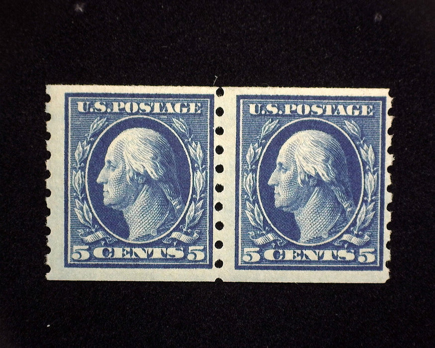 #396 MNH Fresh horizontal pair F US Stamp