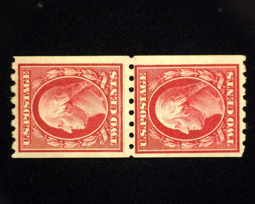 #391 MH Fresh paste up pair. VF US Stamp